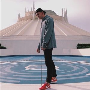 Meet your Posher, Ryan